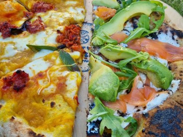two-tozzers-pizza (2)-kireth-ai